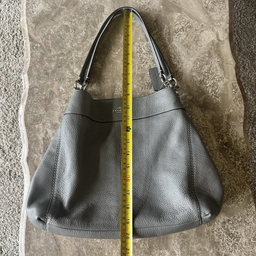 Coach F28997 Lexy Large Grey Birch / Silver Pebble Leather Shoulder Bag Tote